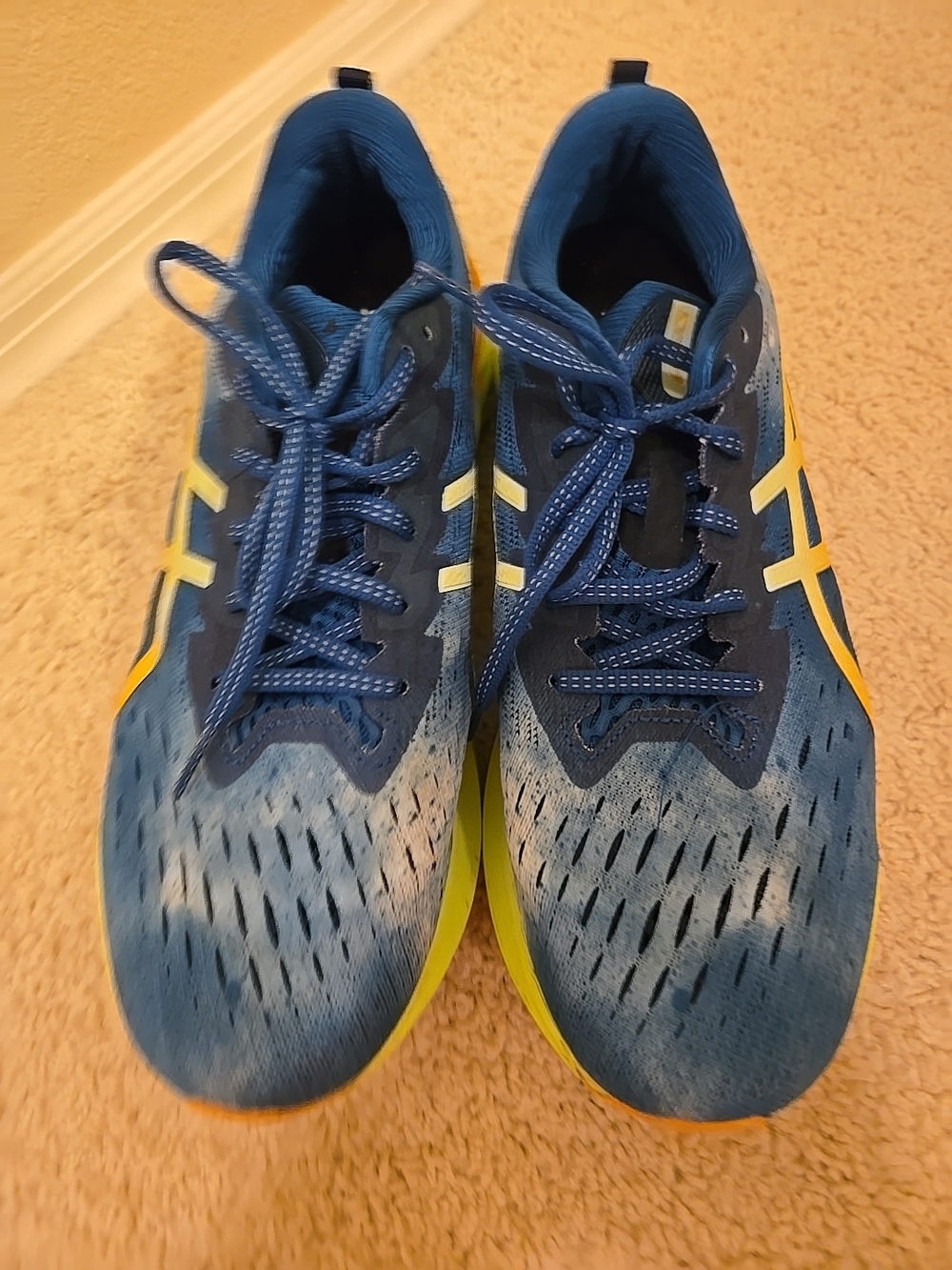 ASICS Novablast 2 Men's Sneaks 10.5 Blue Orange Yellow 1011B445 - Picture 6 of 7